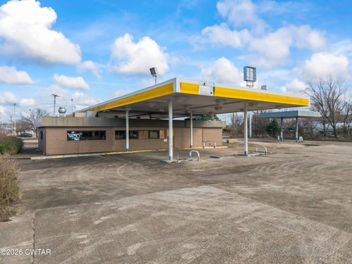 56 Kenworth Blvd, Jackson, TN, 38305-9323 | Card Image