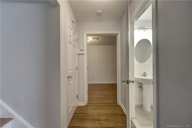114 Meadow View Ter, House other with 3 bedrooms, 3 bathrooms and null parking in New Haven CT | Image 8