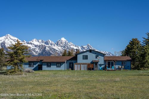600 Ponderosa Dr, Jackson, WY, 83001-9380 | Card Image