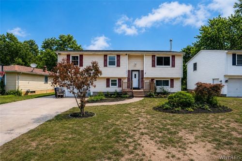 14 E Park Dr, Lockport, NY, 14094-4708 | Card Image
