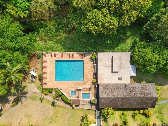 APT-216 - 98-402 Koauka Loop, Condo with 2 bedrooms, 1 bathrooms and 2 parking in Aiea HI | Image 17