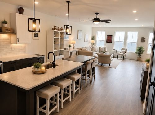 2018 Edison Park Ln, Nashville, TN, 37209-2685 | Card Image