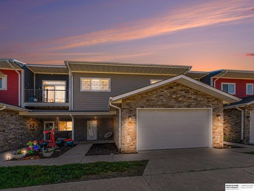 105-5941 N 158th Ct, Omaha, NE, 68116-4016 | Card Image