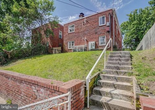 apt-101-506 Eastern Ave Ne, WASHINGTON, DC, 20019-2812 | Card Image