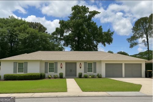 25 E 56th St, savannah, GA, 31405-3321 | Card Image