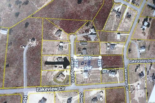 604 Lakeridge Ln, La Vernia, TX, 78121-5116 | Card Image