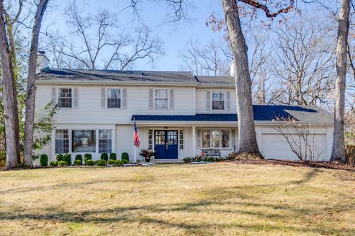 890 Cherokee Rd, Lake Forest, IL, 60045-3959 | Card Image