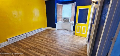 1st-1319 Washburn St, Scranton, PA, 18504-2426 | Card Image