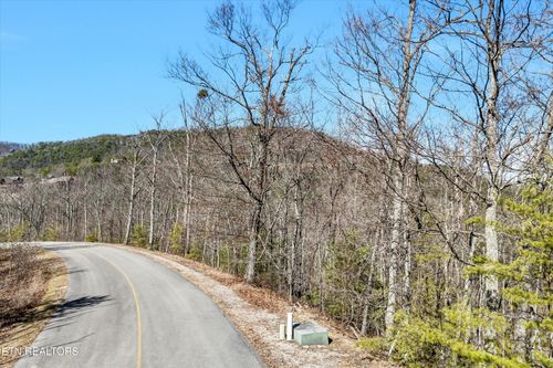 43 Harvest Moon Rd, Sevierville, TN, 37862 | Card Image