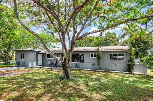 6631 Sw 4th St, Pembroke Pines, FL, 33023-1222 | Card Image