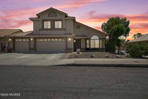 7641 S Freshwater Pearl Dr, Tucson, AZ, 85747-5728 | Card Image