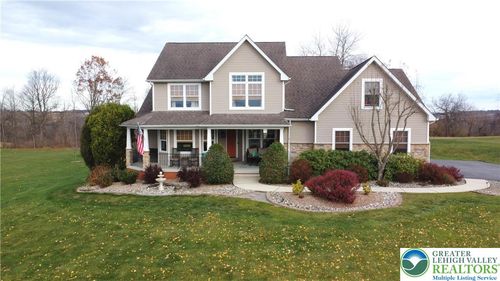 1220 Jane Ln, Pen Argyl, PA, 18072-9516 | Card Image