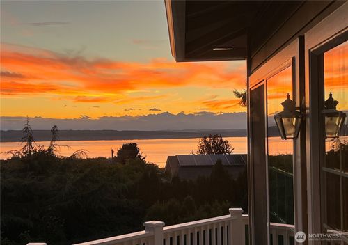 11432 238th St Sw, Woodway, WA, 98020-5220 | Card Image