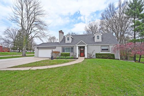 10178 Zig Zag Rd, Cincinnati, OH, 45242 | Card Image