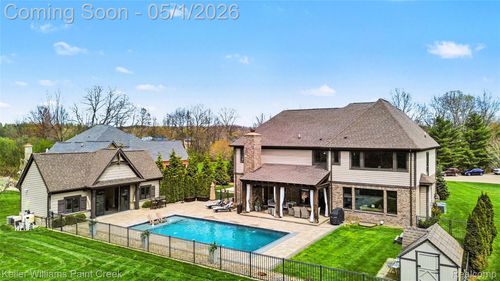 8135 Pine Knob Meadows Dr, Clarkston, MI, 48348-3765 | Card Image