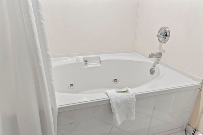 1430 - 2300 N Ocean Blvd, Condo with 1 bedrooms, 2 bathrooms and null parking in Myrtle Beach SC | Image 30