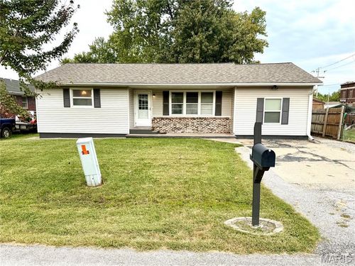 302 S Main St, Center, MO, 63436-1312 | Card Image