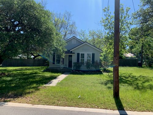 435 N West St, Bertram, TX, 78605-4730 | Card Image