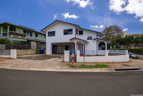 a-1135 Aikoo Place, Pearl City, HI, 96782 | Card Image