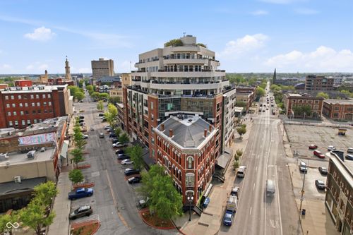 unit-303-333 Massachusetts Avenue, Indianapolis, IN, 46204 | Card Image