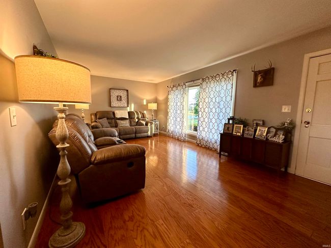 3797 W State Road 56, House other with 2 bedrooms, 2 bathrooms and null parking in Jasper IN | Image 5