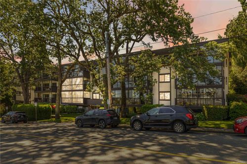 203-1665 Oak Bay Ave, Victoria, BC, V8R1B5 | Card Image