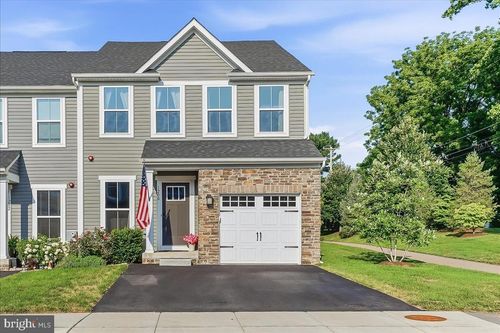 1200 Benjamin Dr, KENNETT SQUARE, PA, 19348-1583 | Card Image