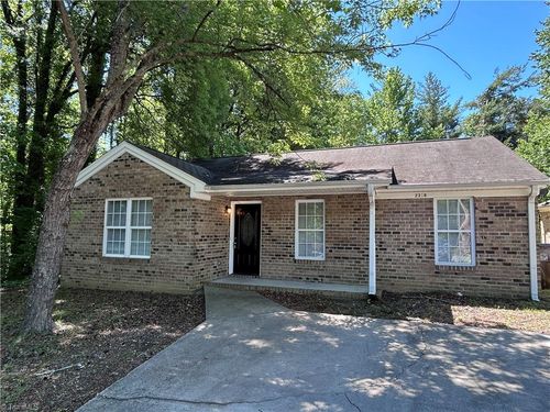 2318 Purdy Ave, High Point, NC, 27260-5731 | Card Image