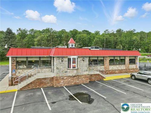 2576 Route 611, Scotrun, PA, 18355-7715 | Card Image