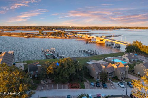 apt-25-495 Popps Ferry Rd, Biloxi, MS, 39531-2212 | Card Image