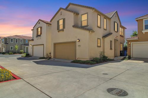 8985 Upbeat Way, Elk Grove, CA, 95757 | Card Image