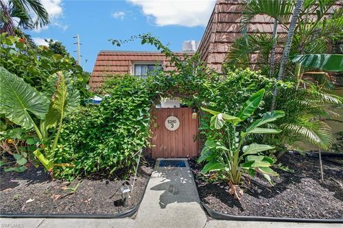 3-5240 Cedarbend Dr, FORT MYERS, FL, 33919-7574 | Card Image