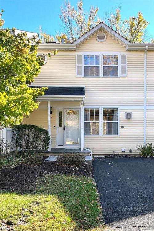 17 Lake Ridge Drive, Wallkill, NY, 10940 | Card Image