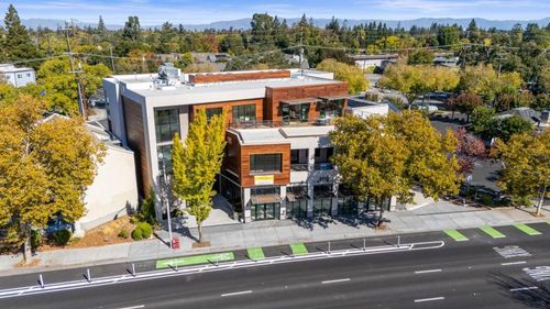 220-4115 El Camino Real, Palo Alto, CA, 94306-4098 | Card Image