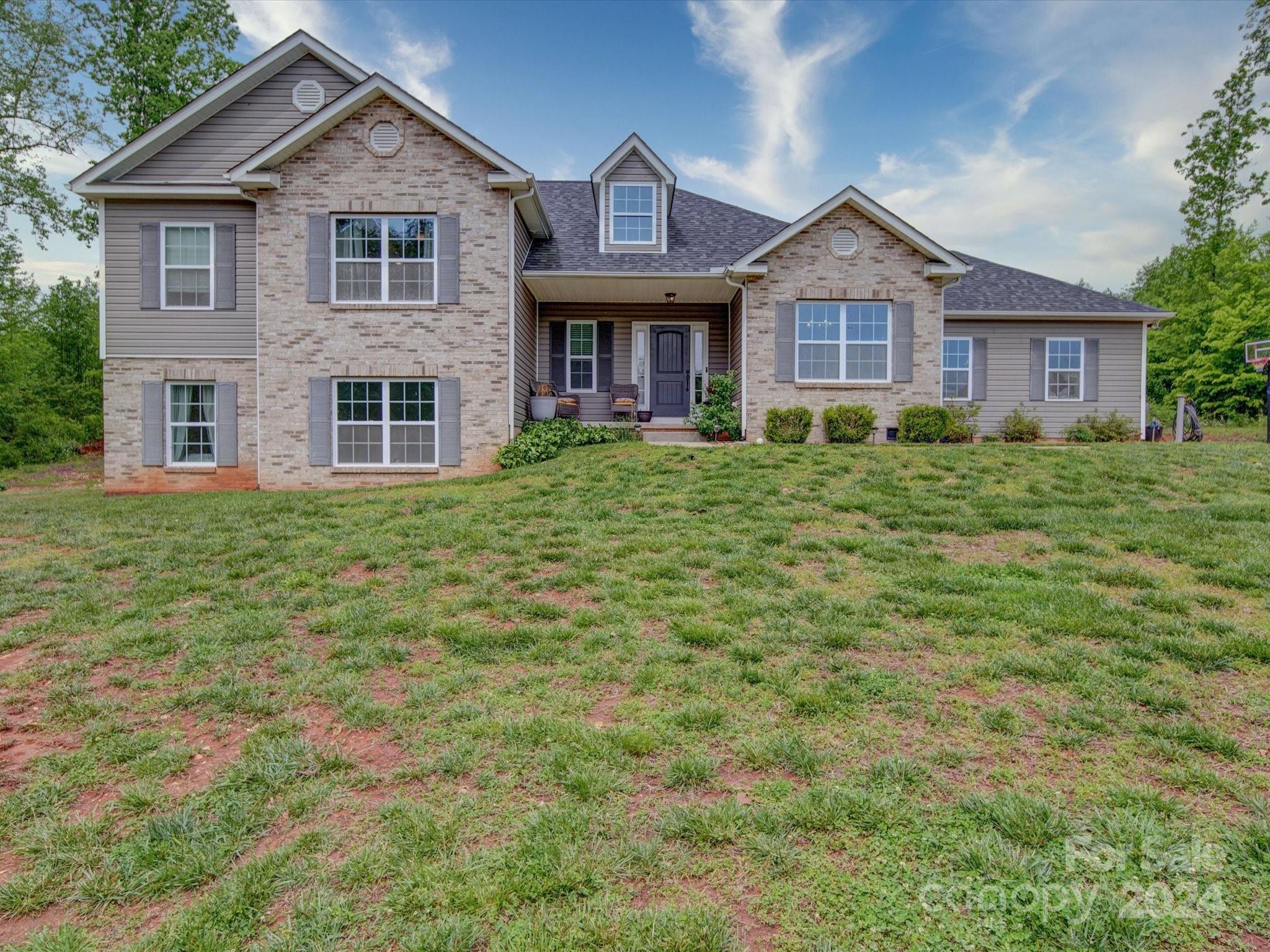 Bluegill Ln, Statesville, NC 28625