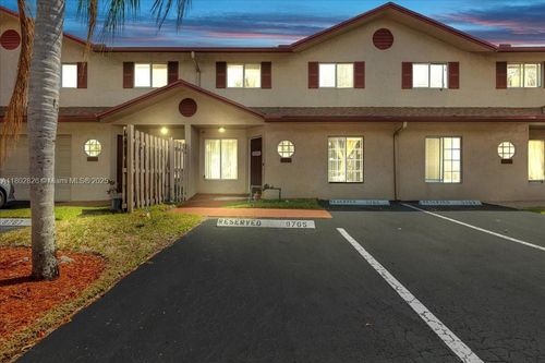 9765 Nw 37th St, Sunrise, FL, 33351-8600 | Card Image