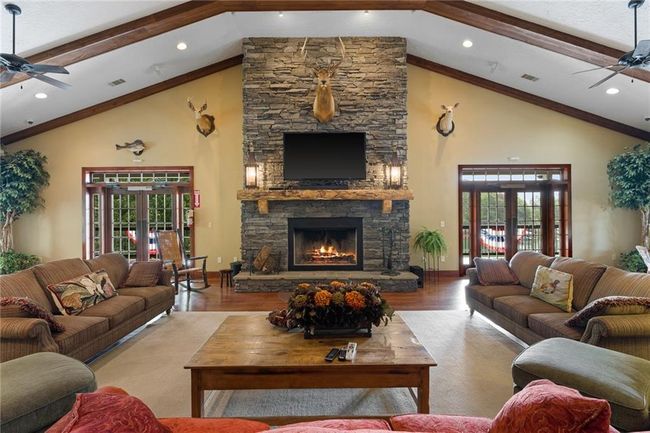 Lodge Main Room - Agent Owned Photo | Image 32