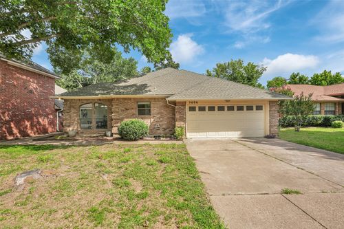 5606 Polo Club Dr, Arlington, TX, 76017-4537 | Card Image