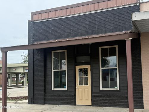 139 N 2nd St, Eunice, LA, 70535-3335 | Card Image