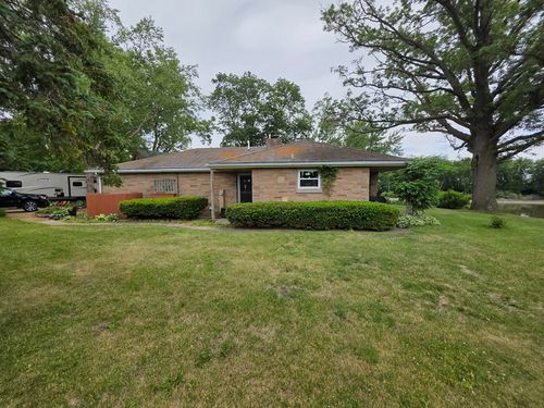 23041 Moline Rd, Sterling, IL, 61081-7909 | Card Image