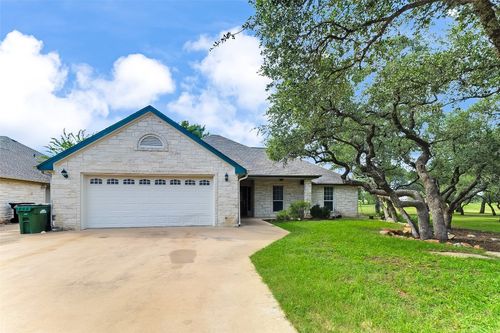 220 Fox Xing, Burnet, TX, 78611-3577 | Card Image