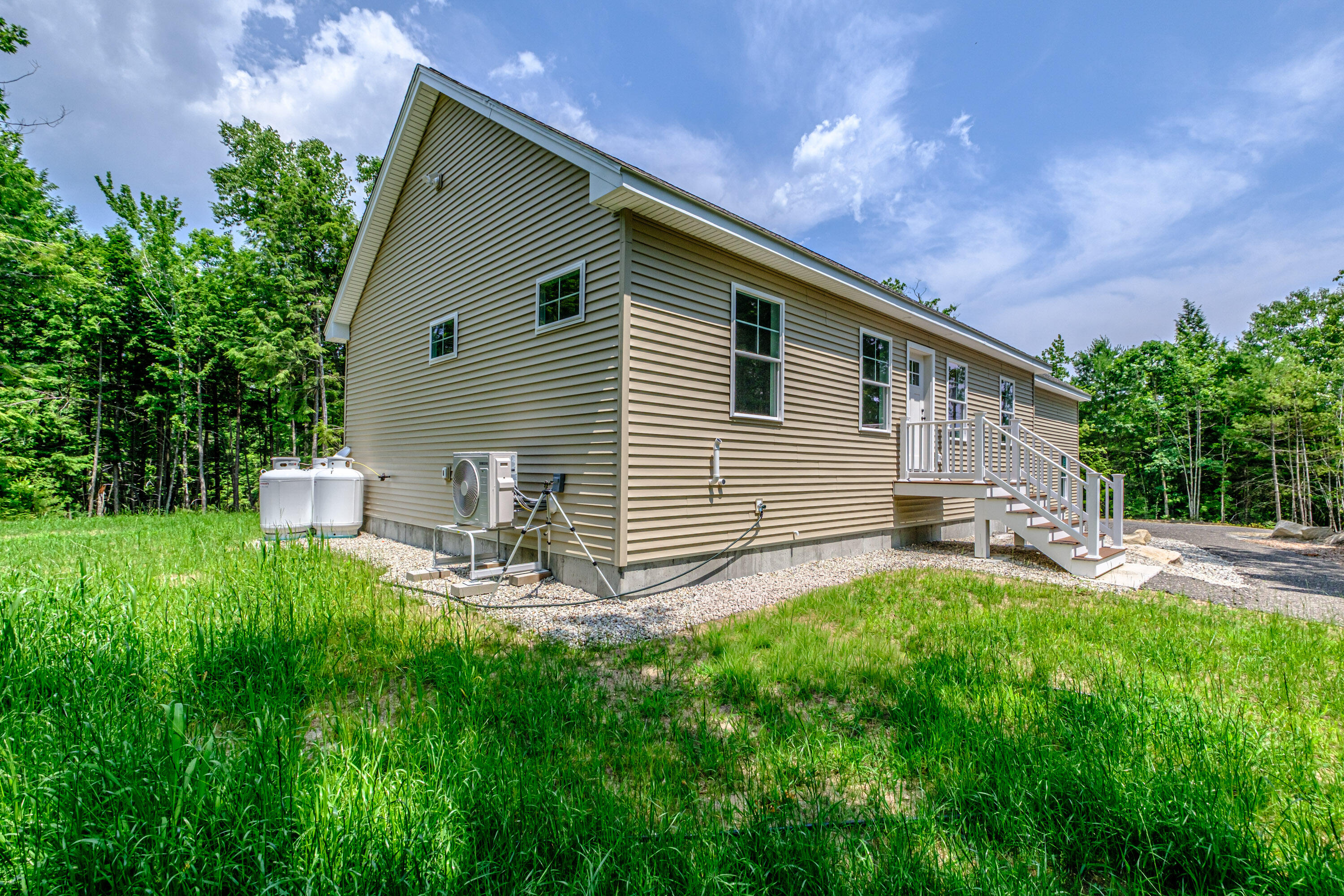 Residential in Lyman 4