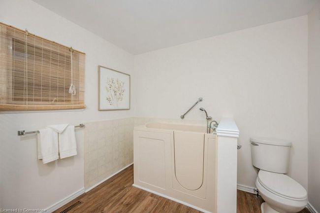 185 Wesley Cres, House other with 2 bedrooms, 2 bathrooms and 2 parking in Waterloo ON | Image 16
