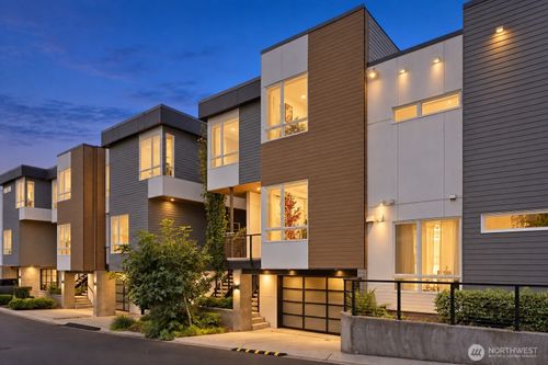 15-201 4th Court S, Kirkland, WA, 98033 | Card Image