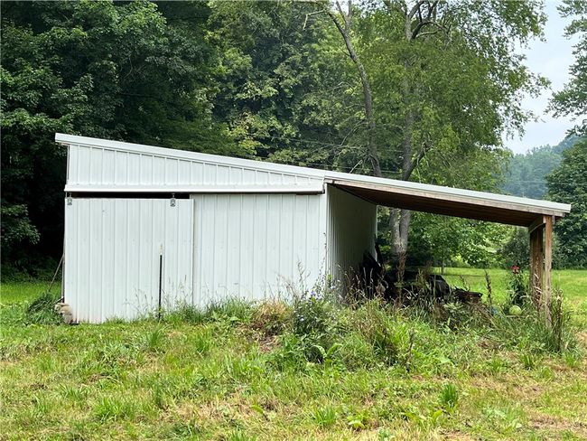 1240 Jollytown Rd, House other with 4 bedrooms, 3 bathrooms and 3 parking in New Freeport PA | Image 6