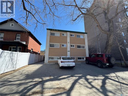 2a-2125 Lorne St, Regina, SK, S4P2M6 | Card Image