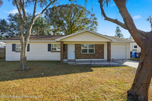 118 Connie Ave, TAMPA, FL, 33613-1607 | Card Image