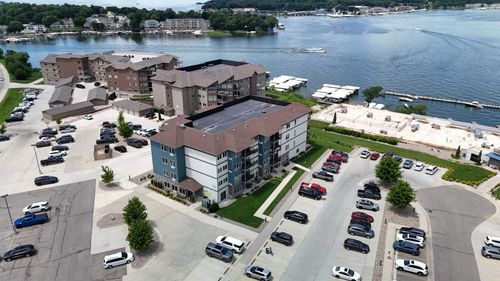 600 Linden Dr, Arnolds Park, IA, 51331-4401 | Card Image