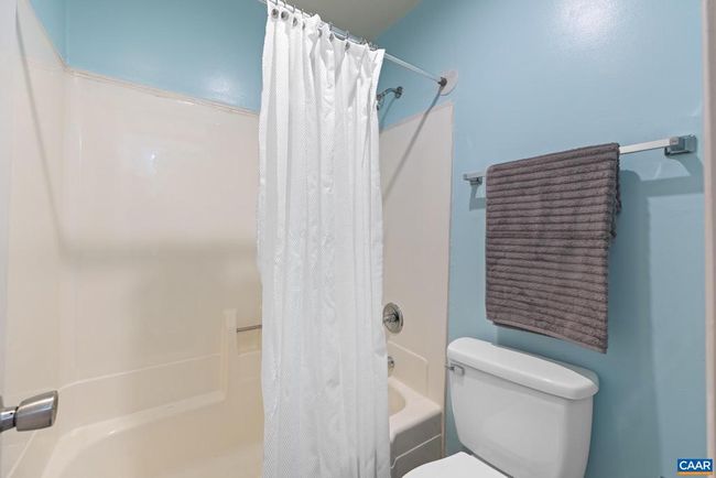 86 Woodlake Dr, Townhouse with 3 bedrooms, 2 bathrooms and null parking in CHARLOTTESVILLE VA | Image 15