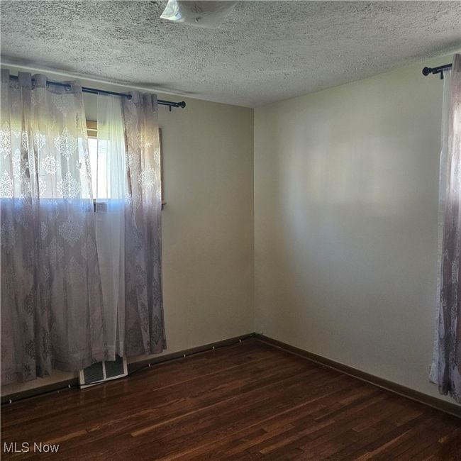 13710 Rybak Ave, House other with 3 bedrooms, 1 bathrooms and null parking in Garfield Heights OH | Image 12